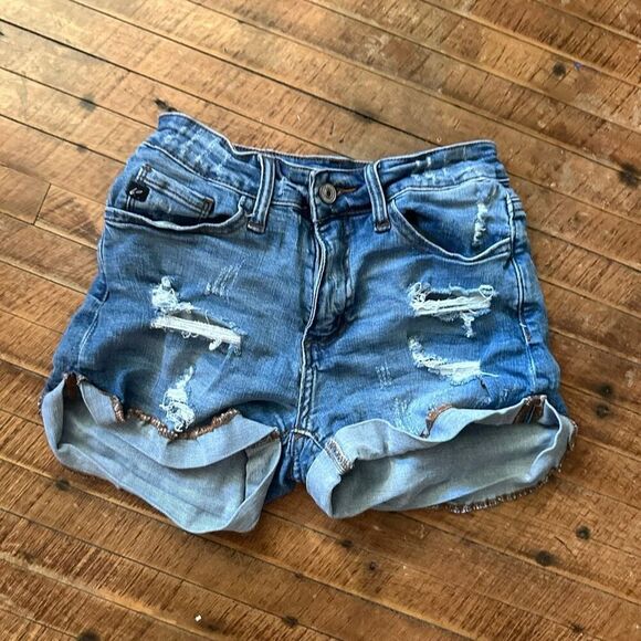 Kancan distressed raw hem shortie size 1/24 denim shorts - Picture 1 of 3